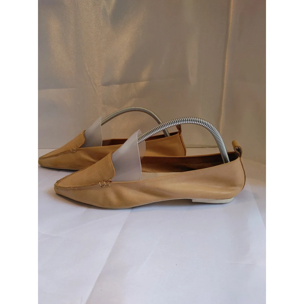 Jeffrey Campbell Vionette Leather Flats Size 8.5